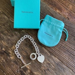 Authentic Tiffany & Co “Please Return” heart toggle bracelet in silver